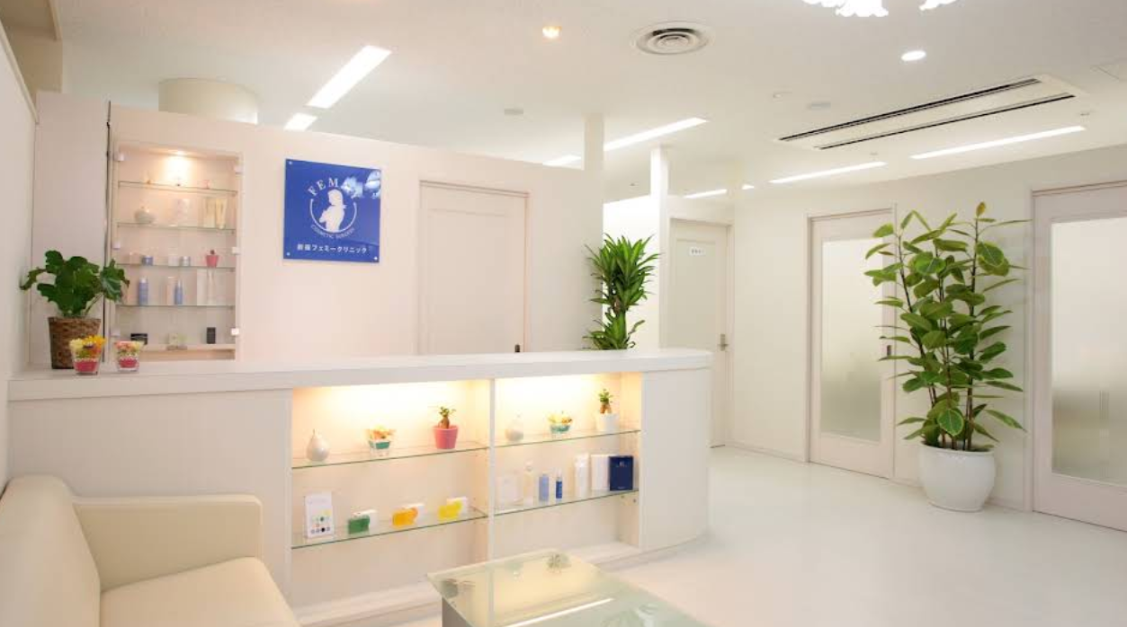 【月給34万円・正看護師】フェミークリニック新宿院|美容皮膚科の最前線